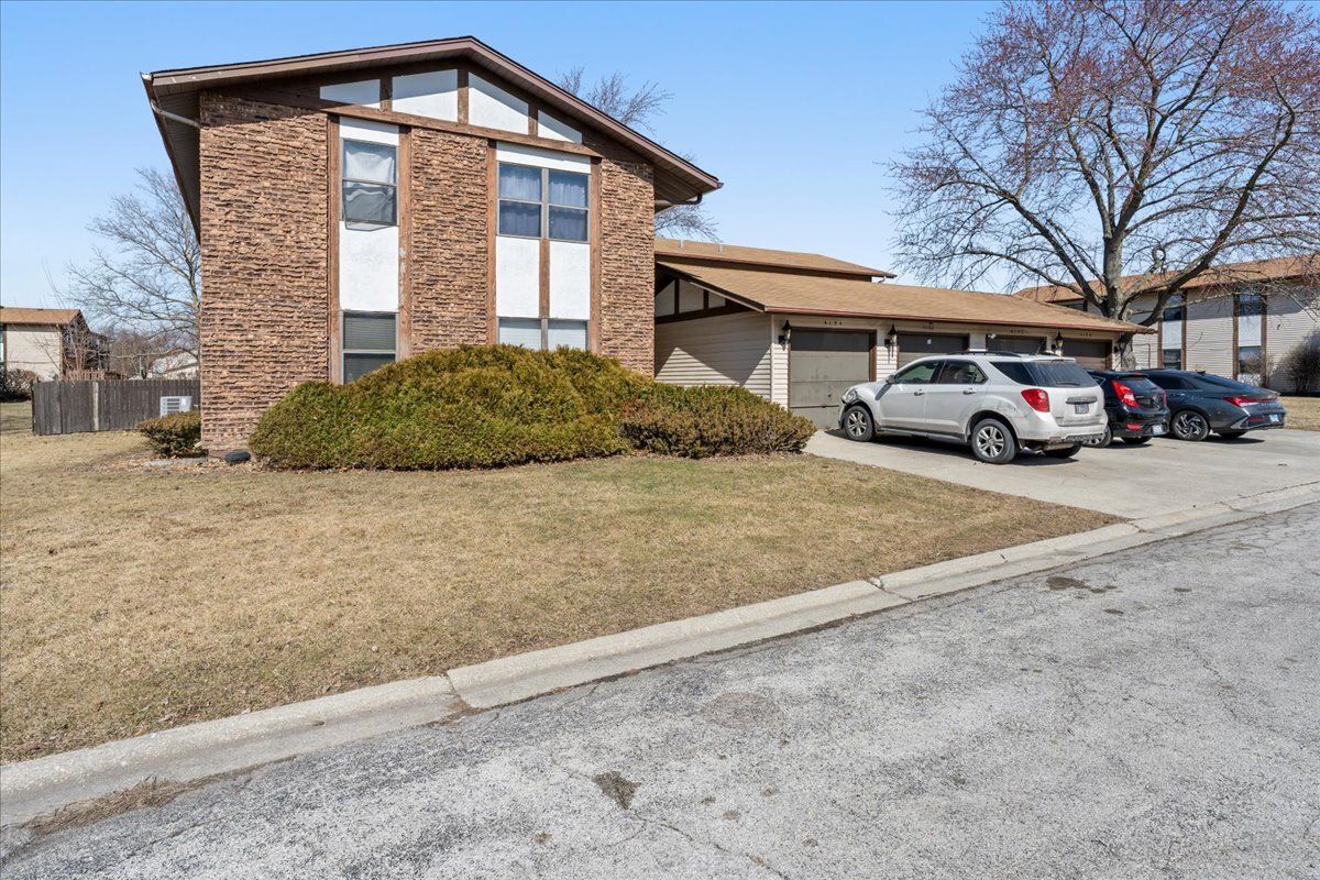 4128 192nd Court #4128 — Country Club Hills, IL 60478