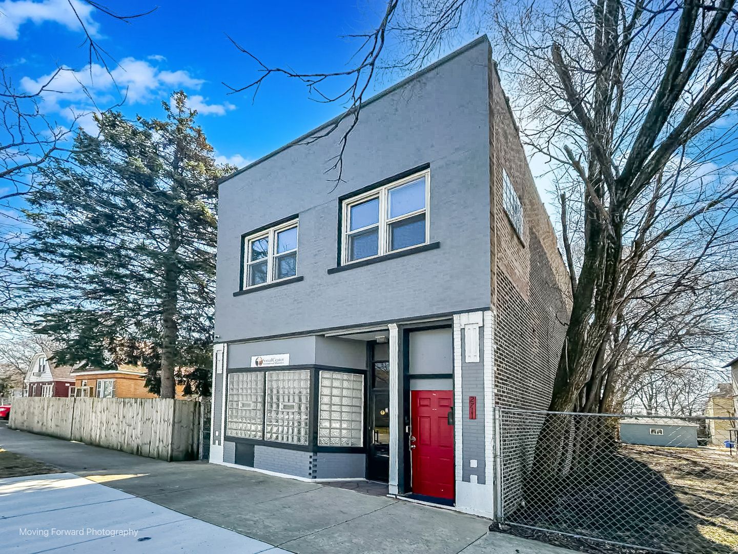 2711 E 93rd Street — Chicago, IL 60617