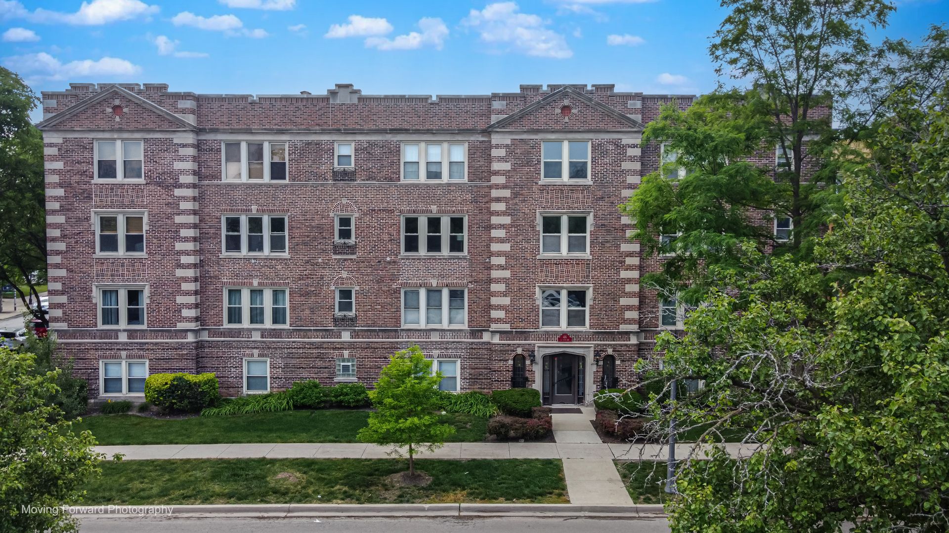 46 6th Avenue #GJ — La Grange, IL 60525