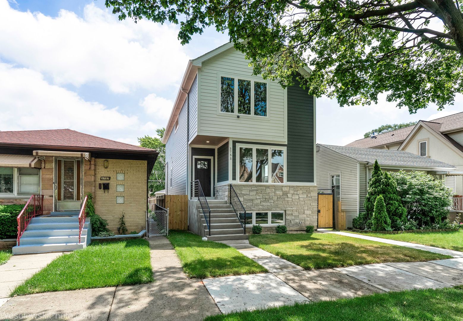 3755 N Odell Avenue — Chicago, IL 60634