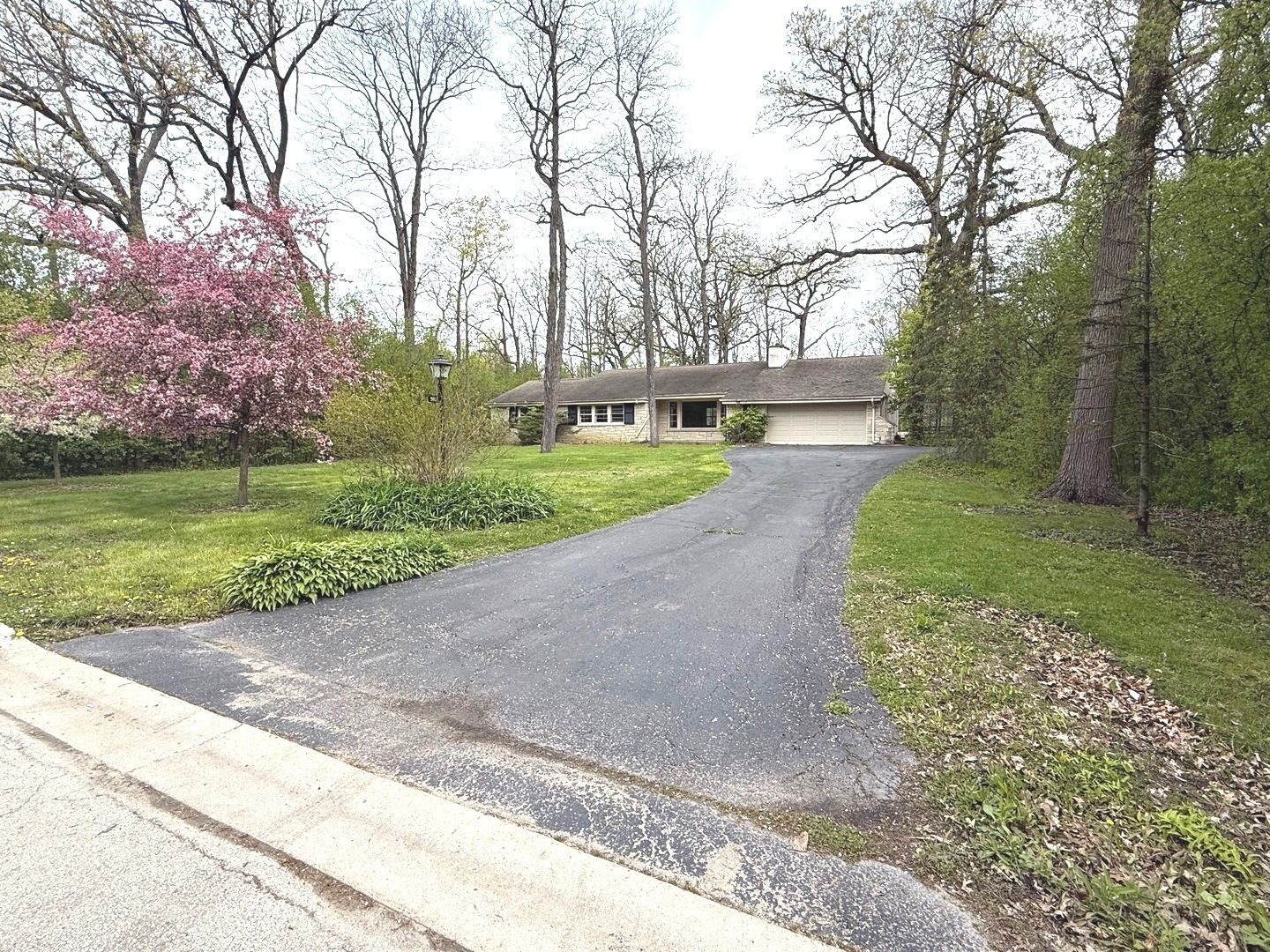 980 Mellody Road — Lake Forest, IL 60045