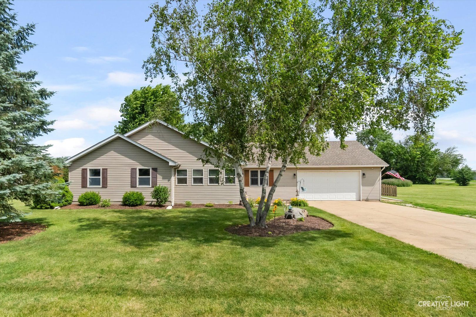 4091 E 2370th Road — Sheridan, IL 60551