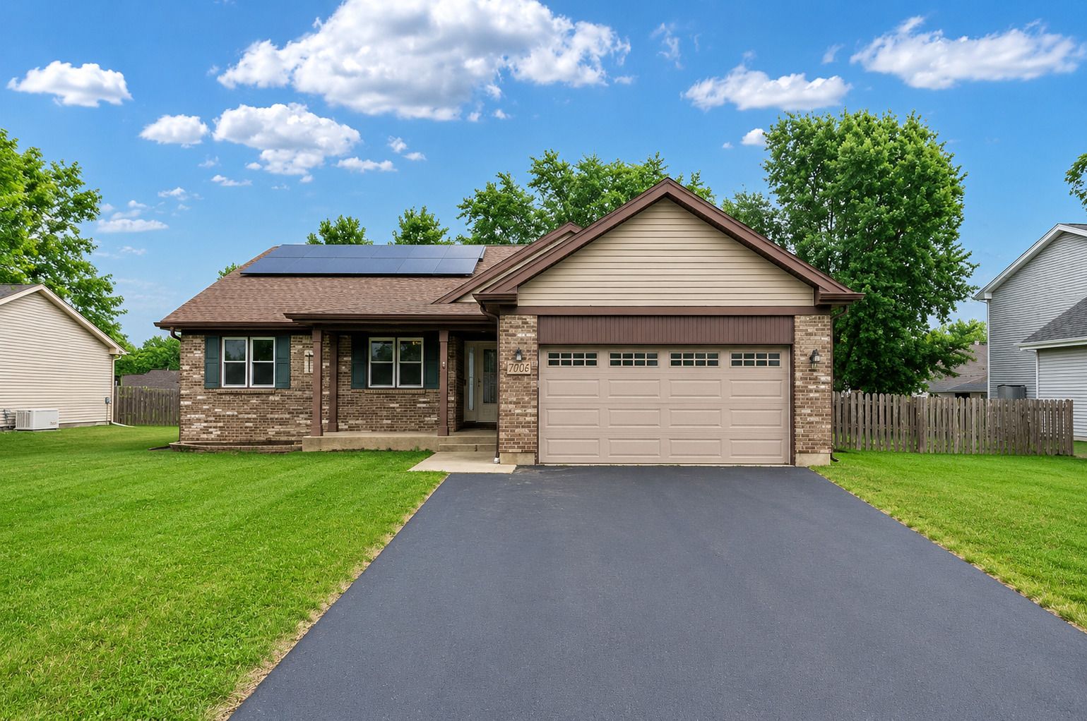 506 Old Country Way — Wauconda, IL 60084
