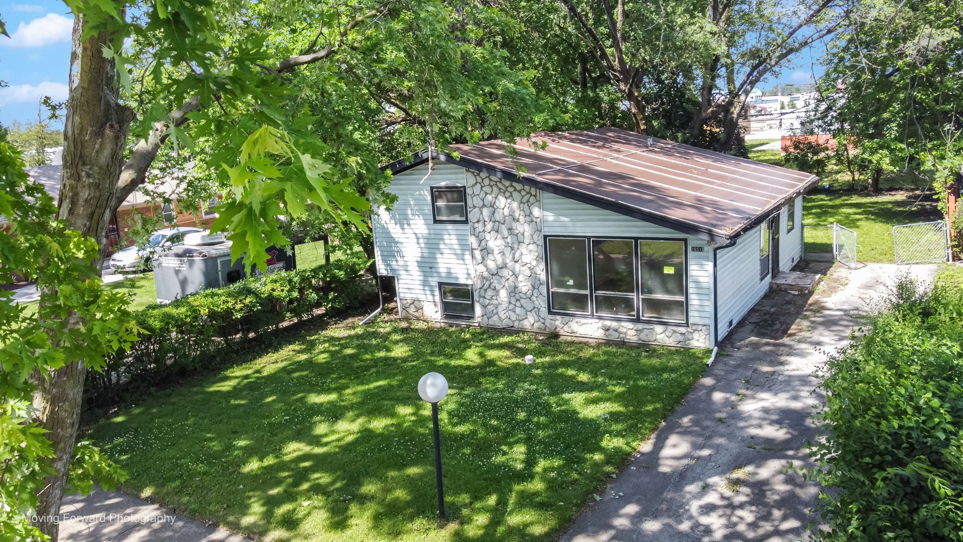 16510 Winchester Avenue — Markham, IL 60428