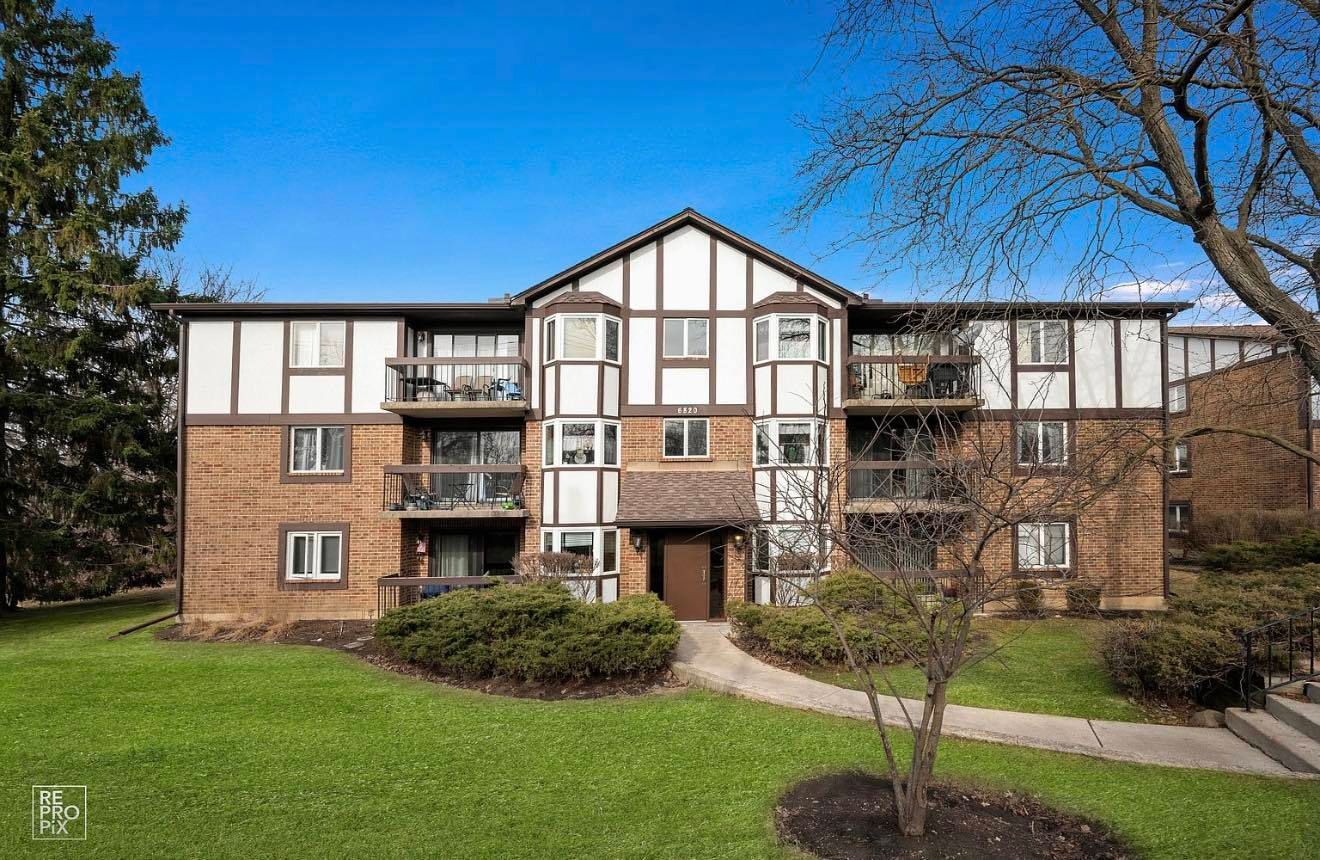 6820 Joliet Road #11 — Indian Head Park, IL 60525