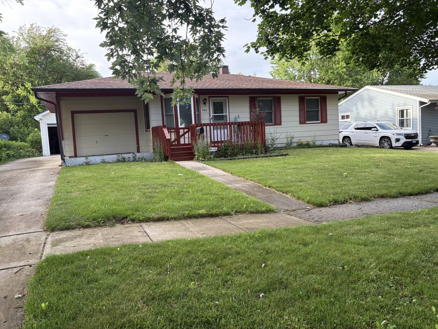 1760 Poplar Avenue — Hanover Park, IL 60133