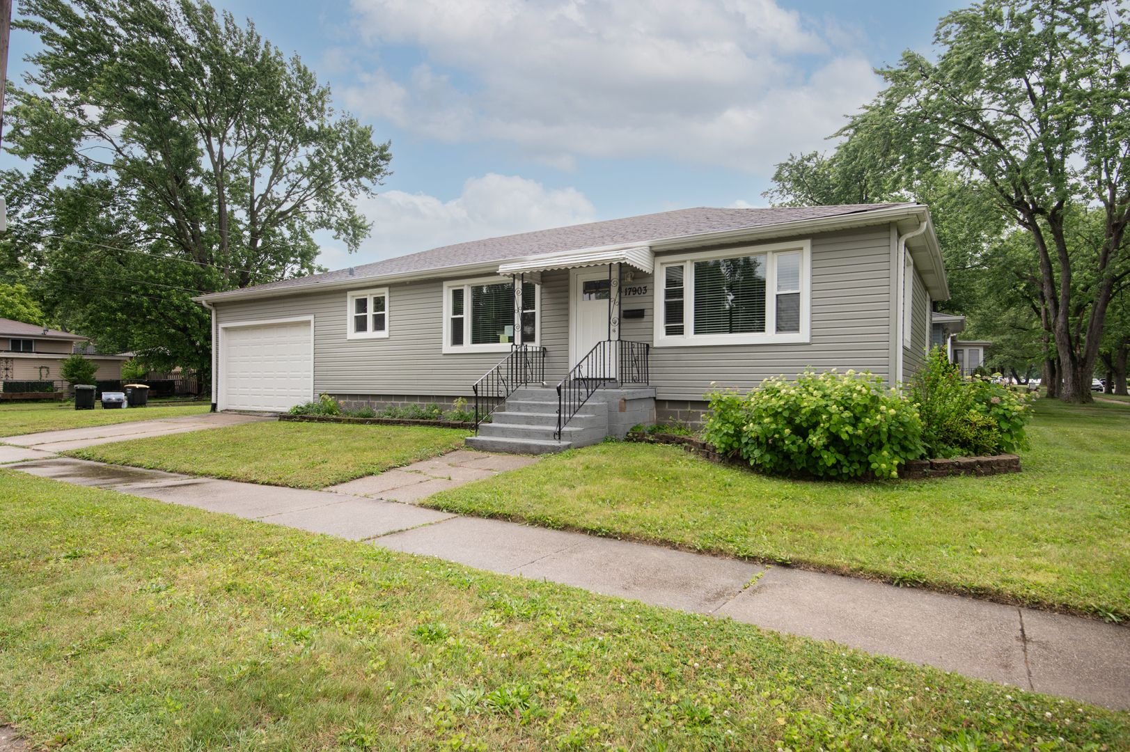17903 Park Avenue — Lansing, IL 60438
