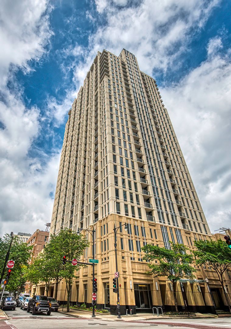 1250 S Michigan Avenue #508 — Chicago, IL 60605