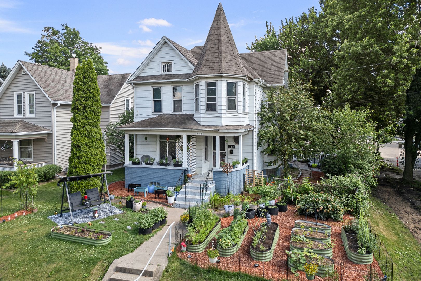 1004 13th Avenue — Moline, IL 61265