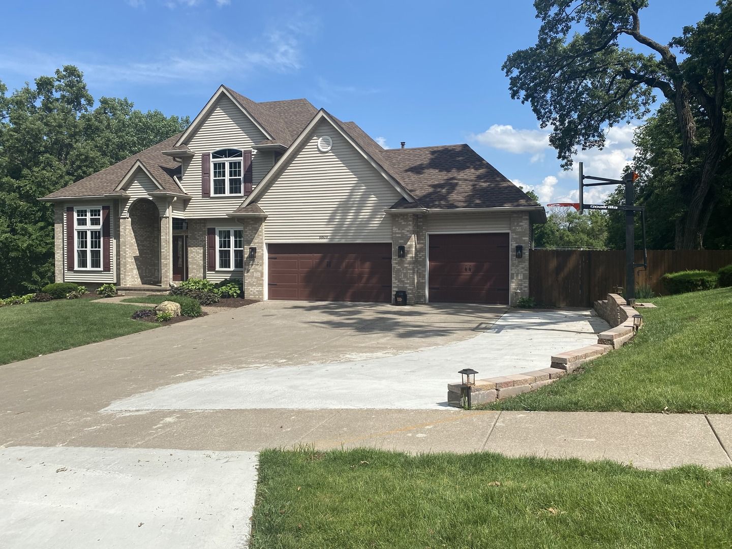 6809 RIDGES Court — Bettendorf, IA 52722