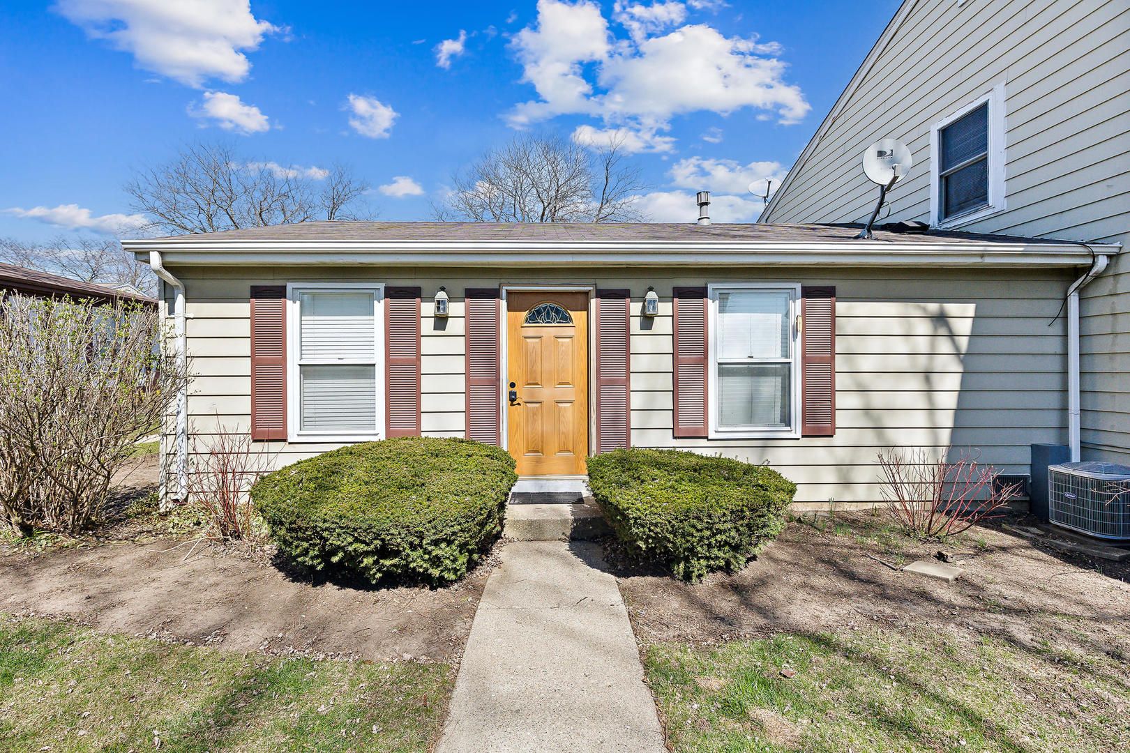 307 Farmington Lane — Vernon Hills, IL 60061