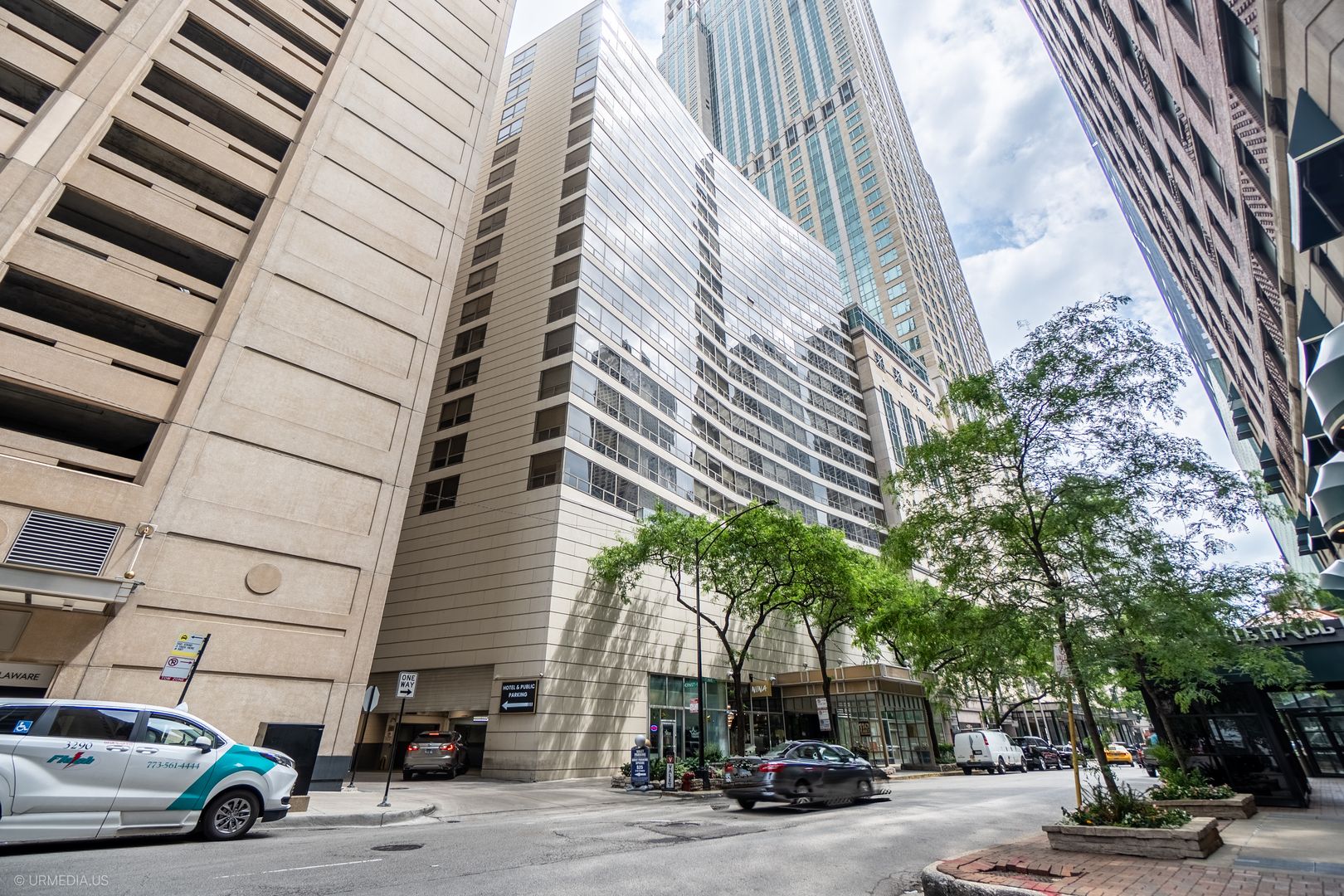 110 E Delaware Place #1804 — Chicago, IL 60611