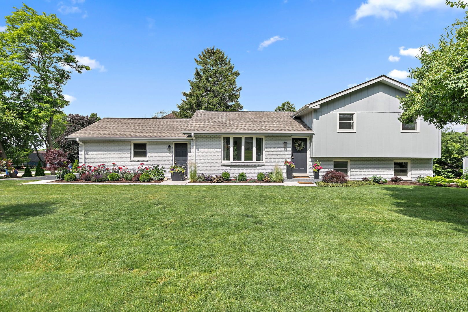 800 Gamble Drive — Lisle, IL 60532