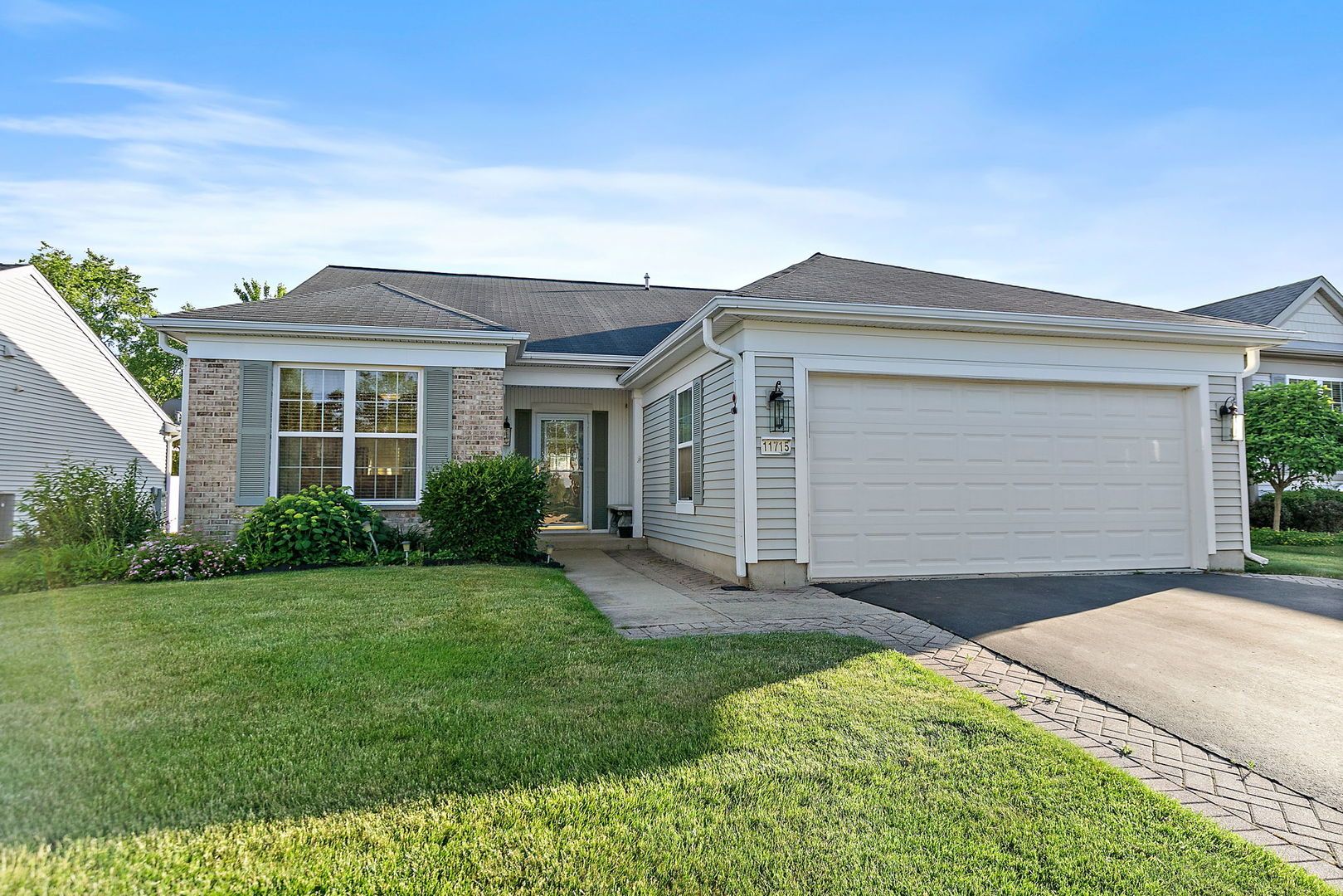 11715 Windsor Drive — Huntley, IL 60142