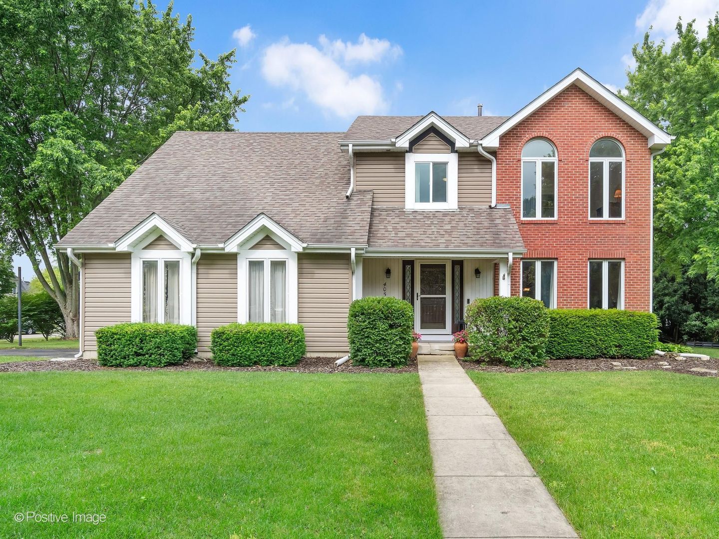 405 Blackhawk Drive — Batavia, IL 60510
