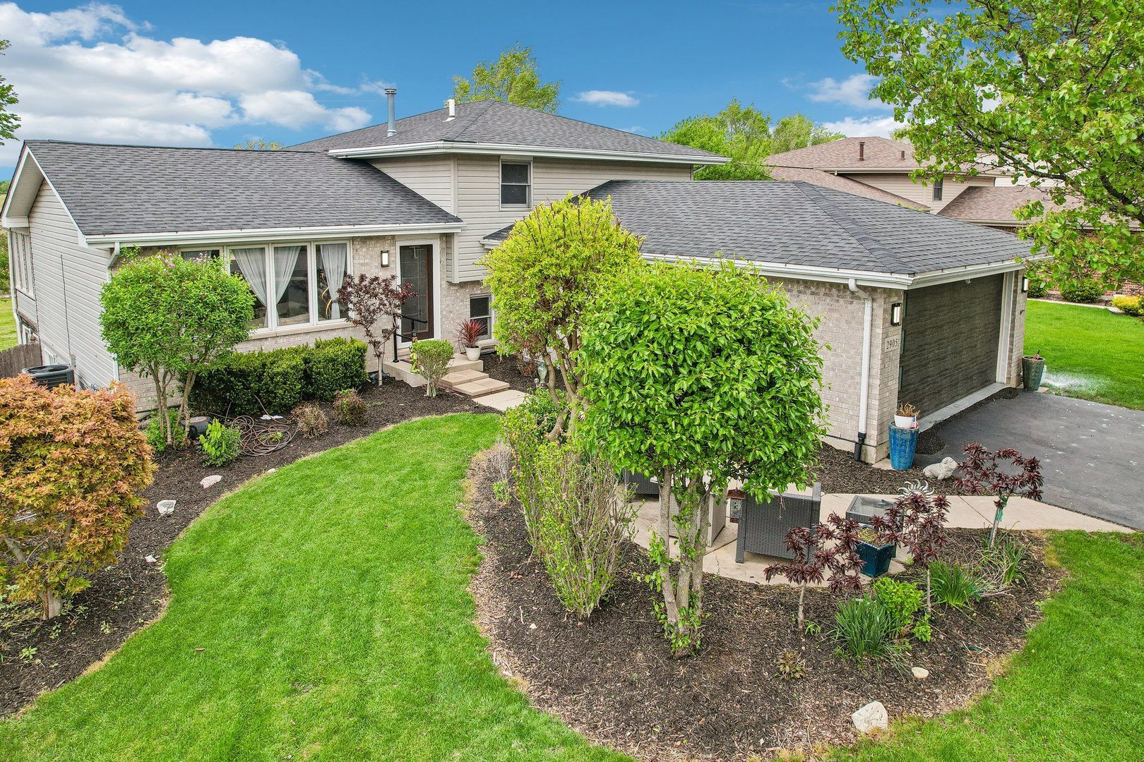 2905 Carol Drive — Joliet, IL 60432