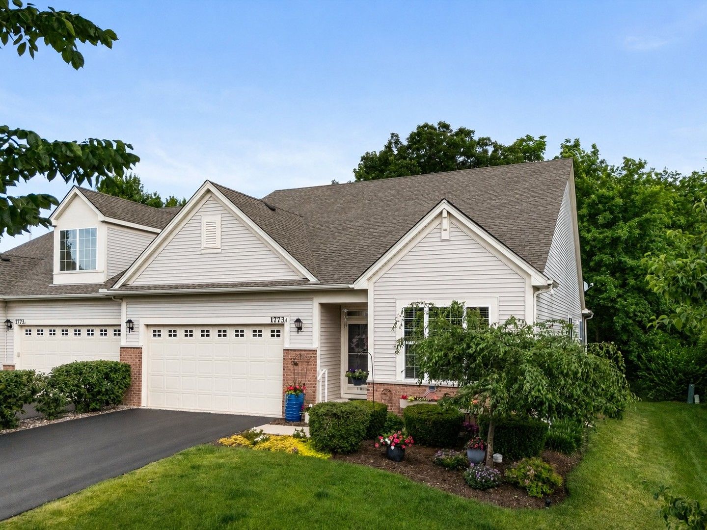 1773 Beta Drive #A — Sugar Grove, IL 60554