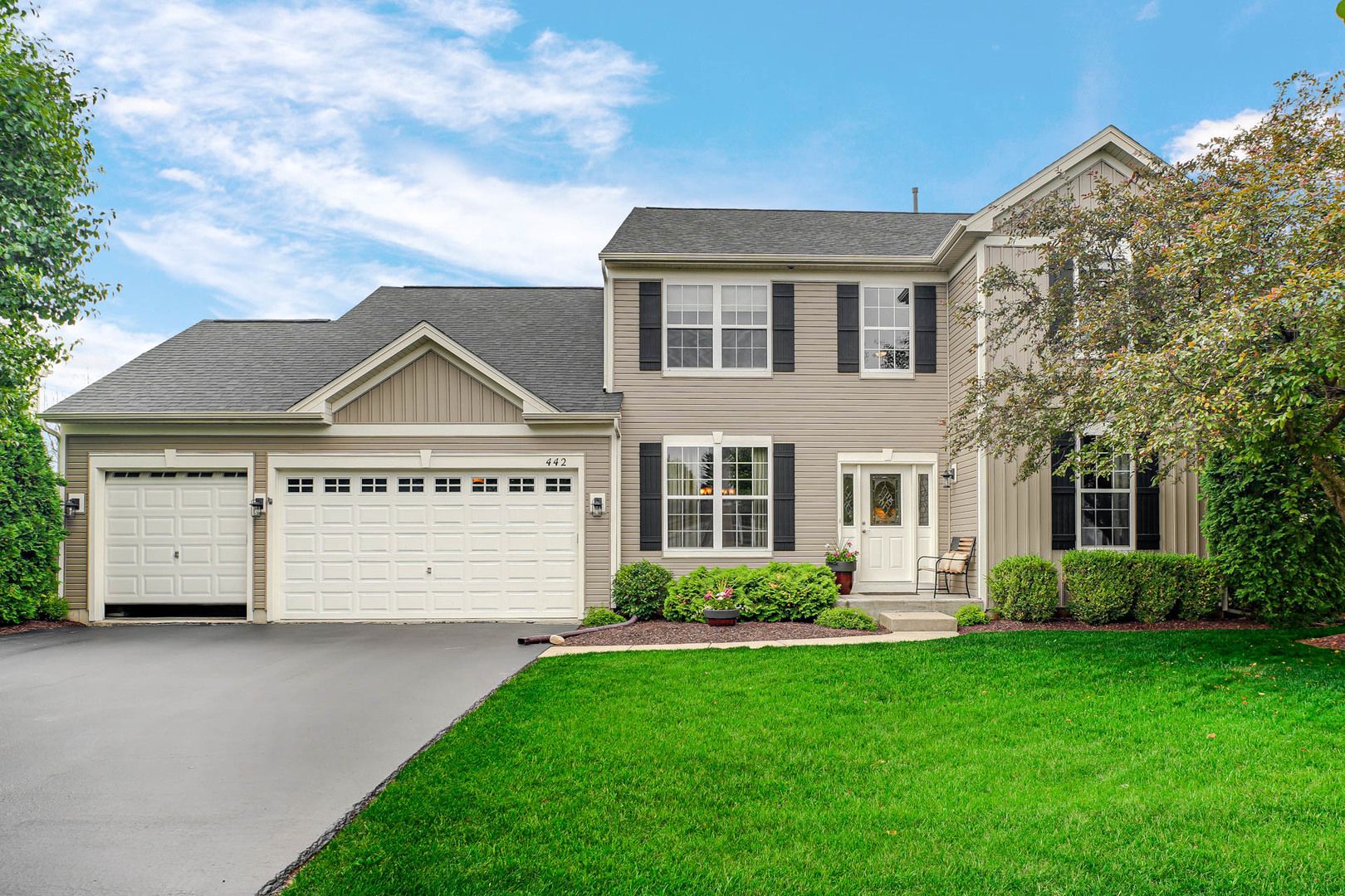 442 Winterberry Drive — Yorkville, IL 60560