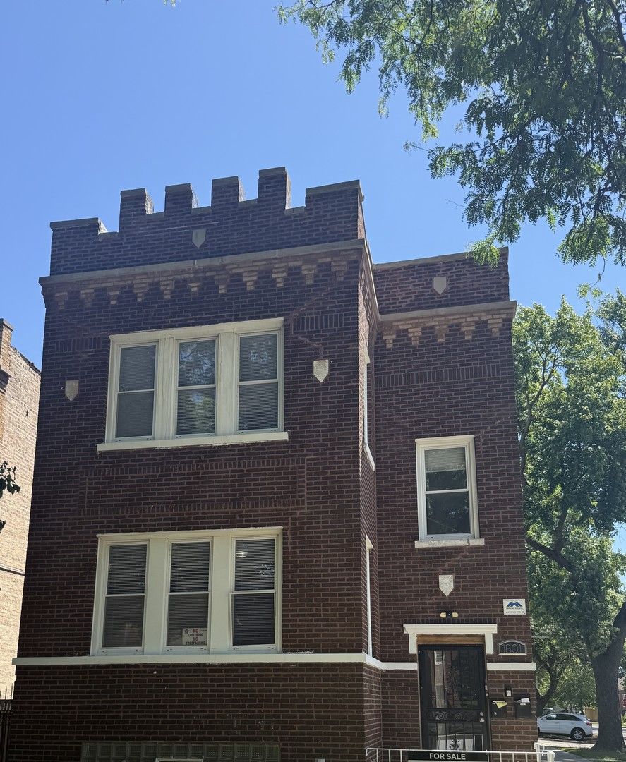 1801 N Lotus Street — Chicago, IL 60639