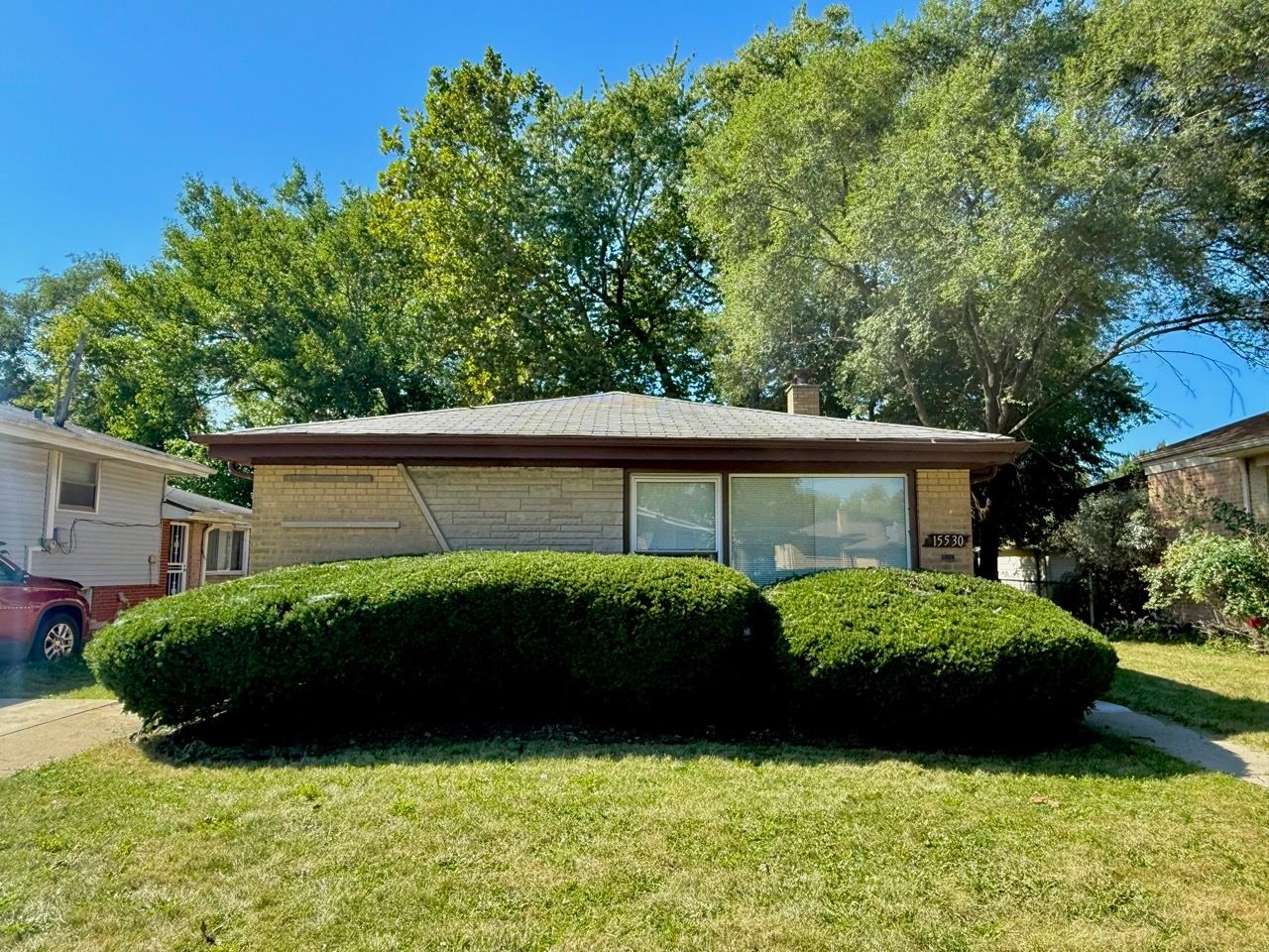 15530 University Avenue — Dolton, IL 60419
