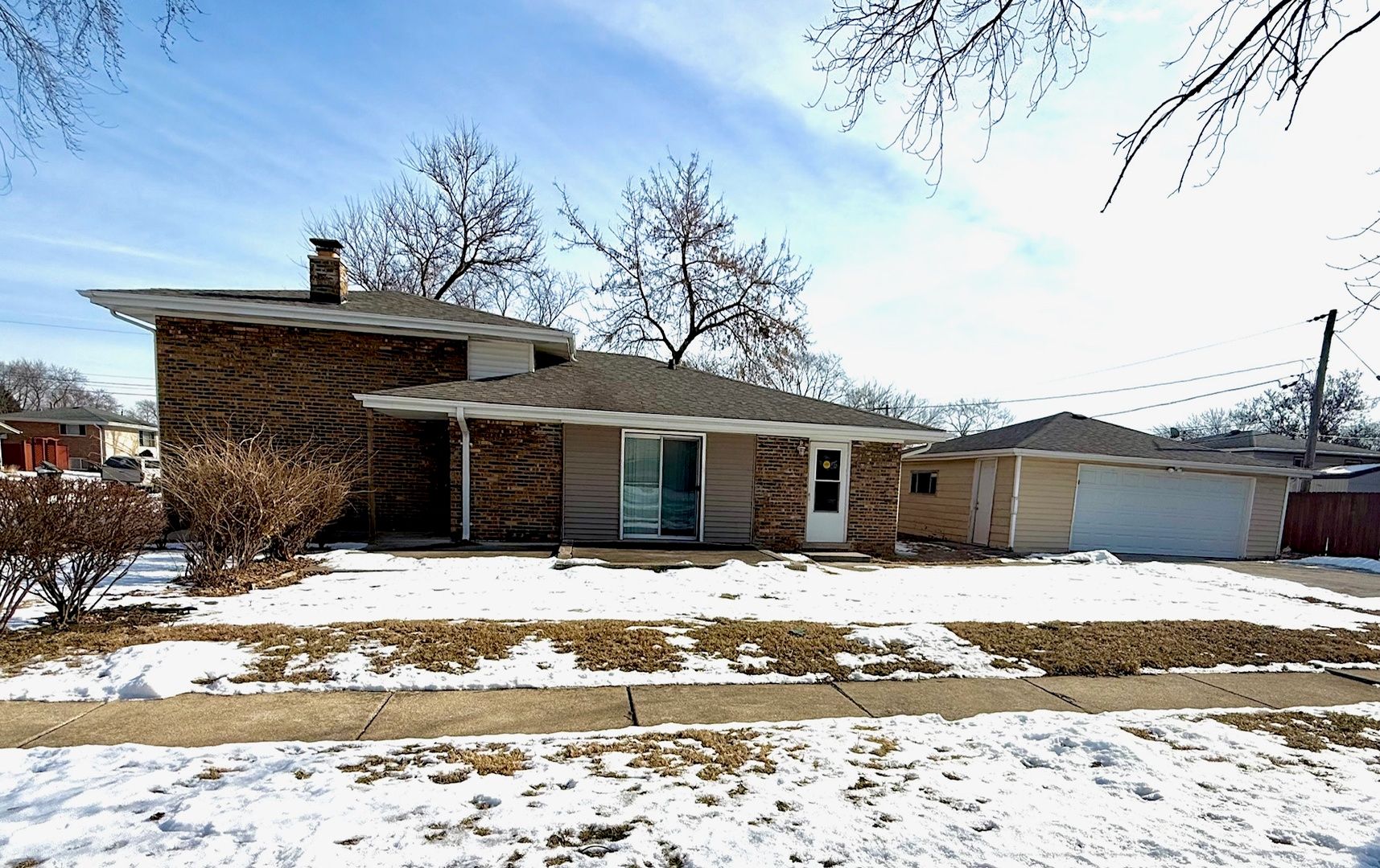 4351 Scott Street — Oak Forest, IL 60452