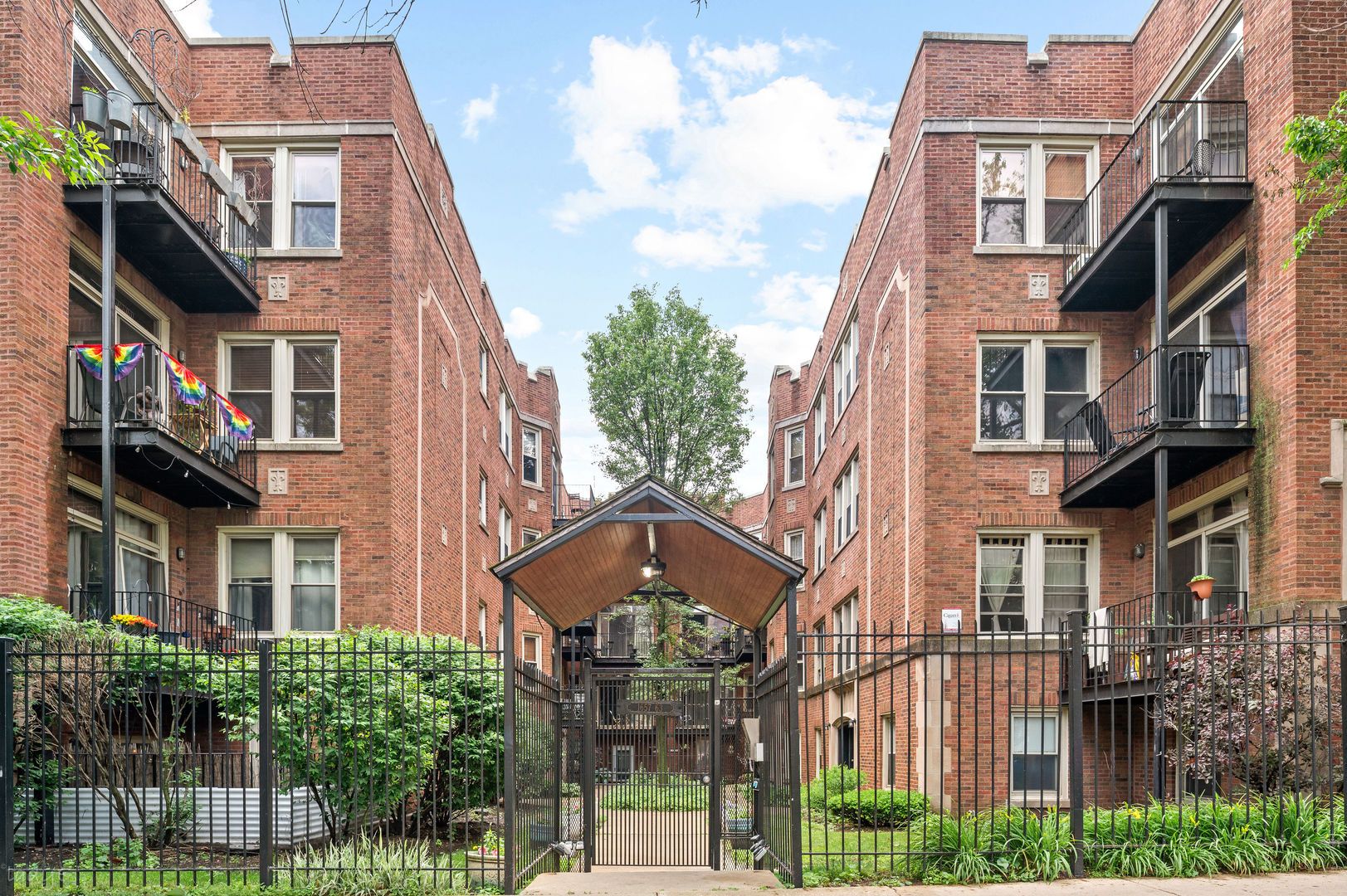 1659 W PRATT Boulevard #3A — Chicago, IL 60626
