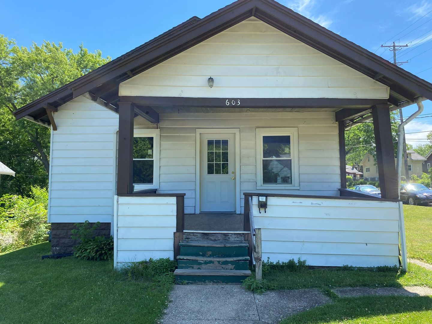 603 N Sunset Avenue — Rockford, IL 61101