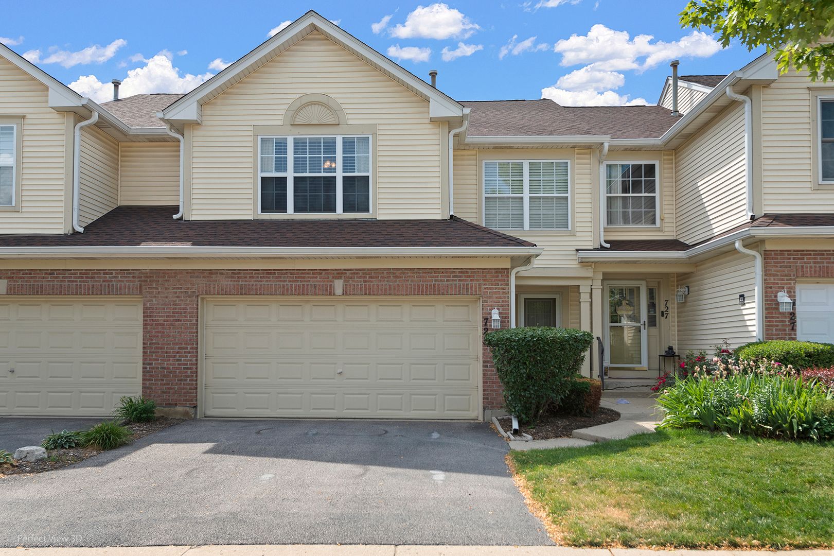 725 Littleton Trail #50-4 — Elgin, IL 60120