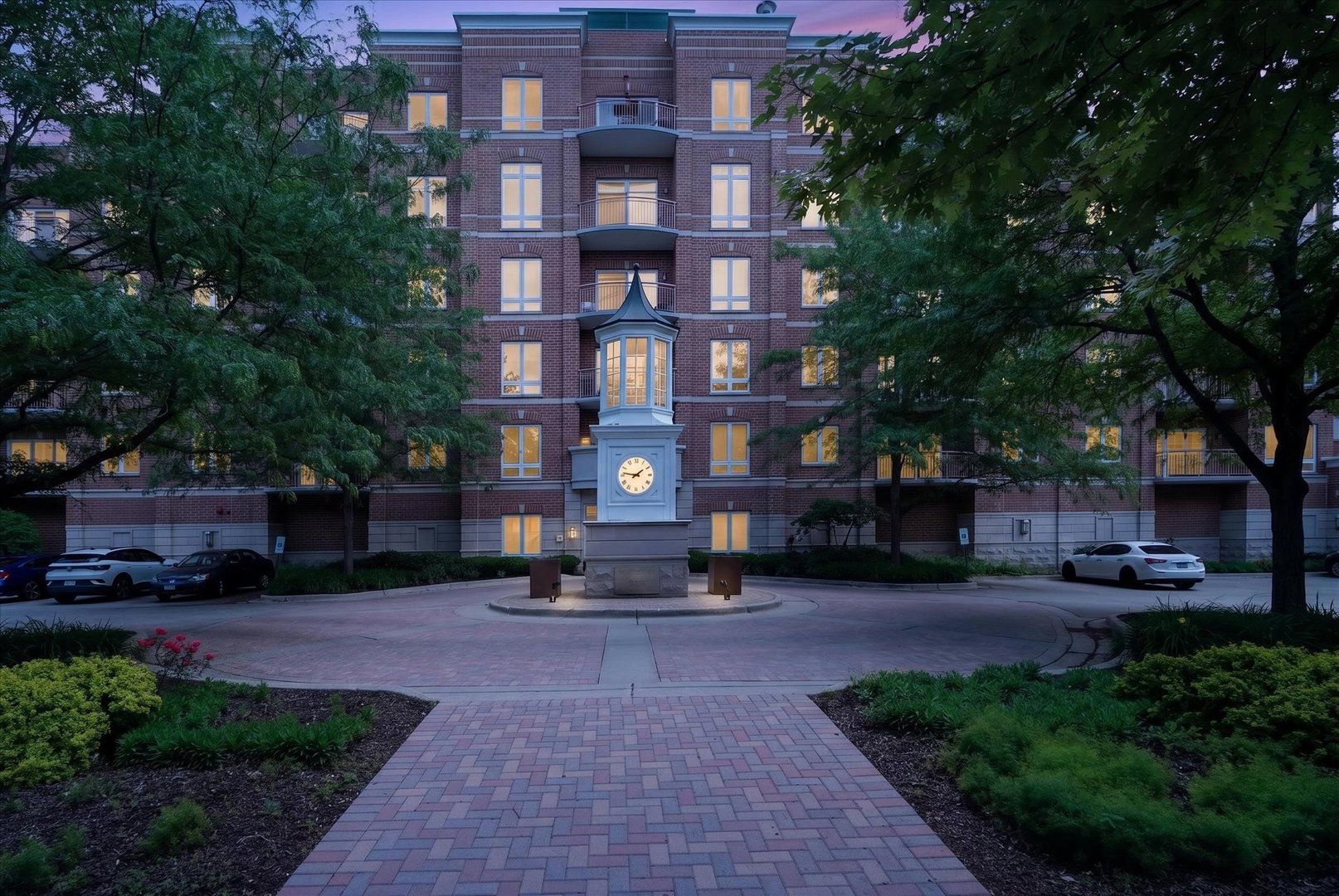 799 Graceland Avenue #209 — Des Plaines, IL 60016