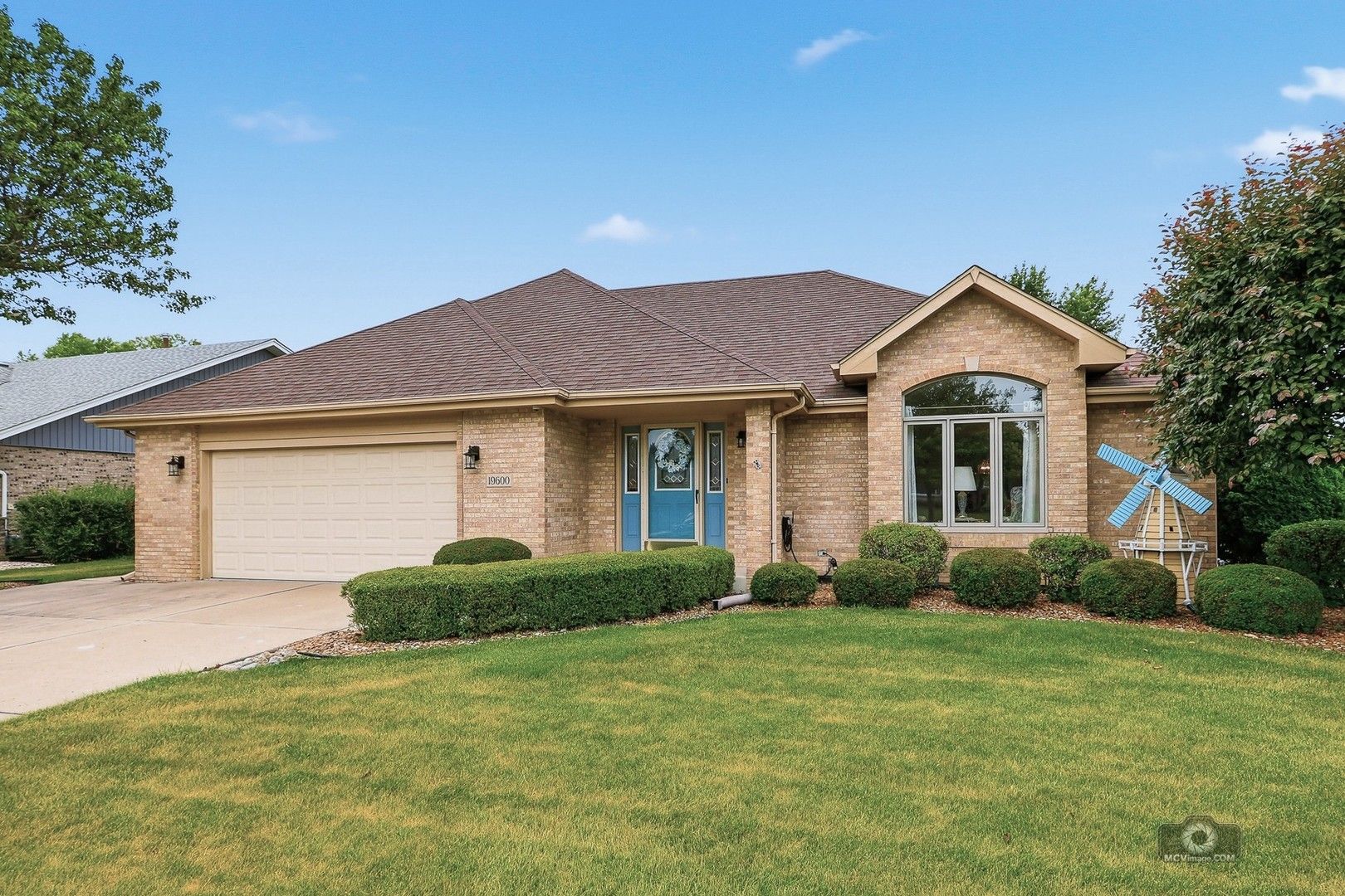 19600 Edgebrook Lane — Tinley Park, IL 60487