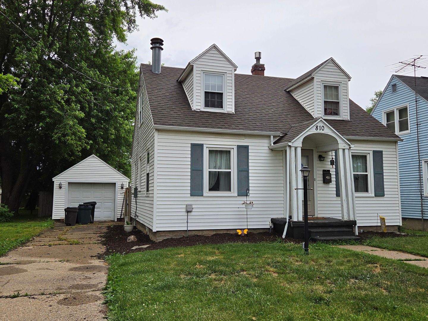 810 E 15th Street — Sterling, IL 61081