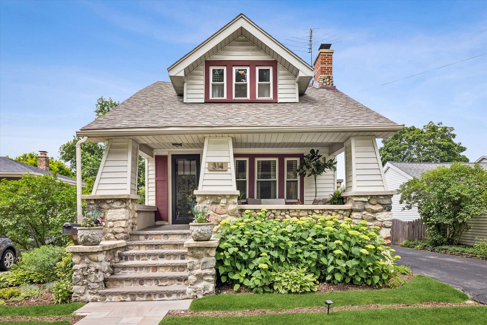 314 S Brewster Avenue — Lombard, IL 60148