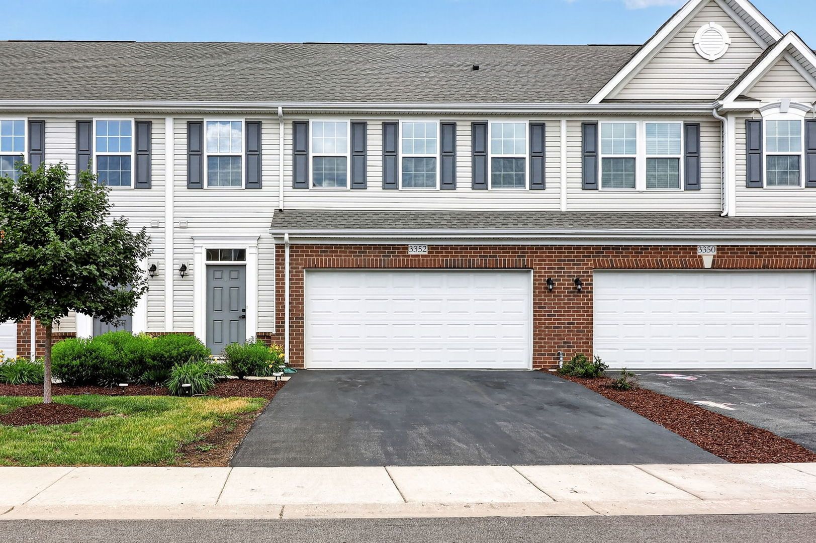 3352 Helene Reider Drive — Montgomery, IL 60538