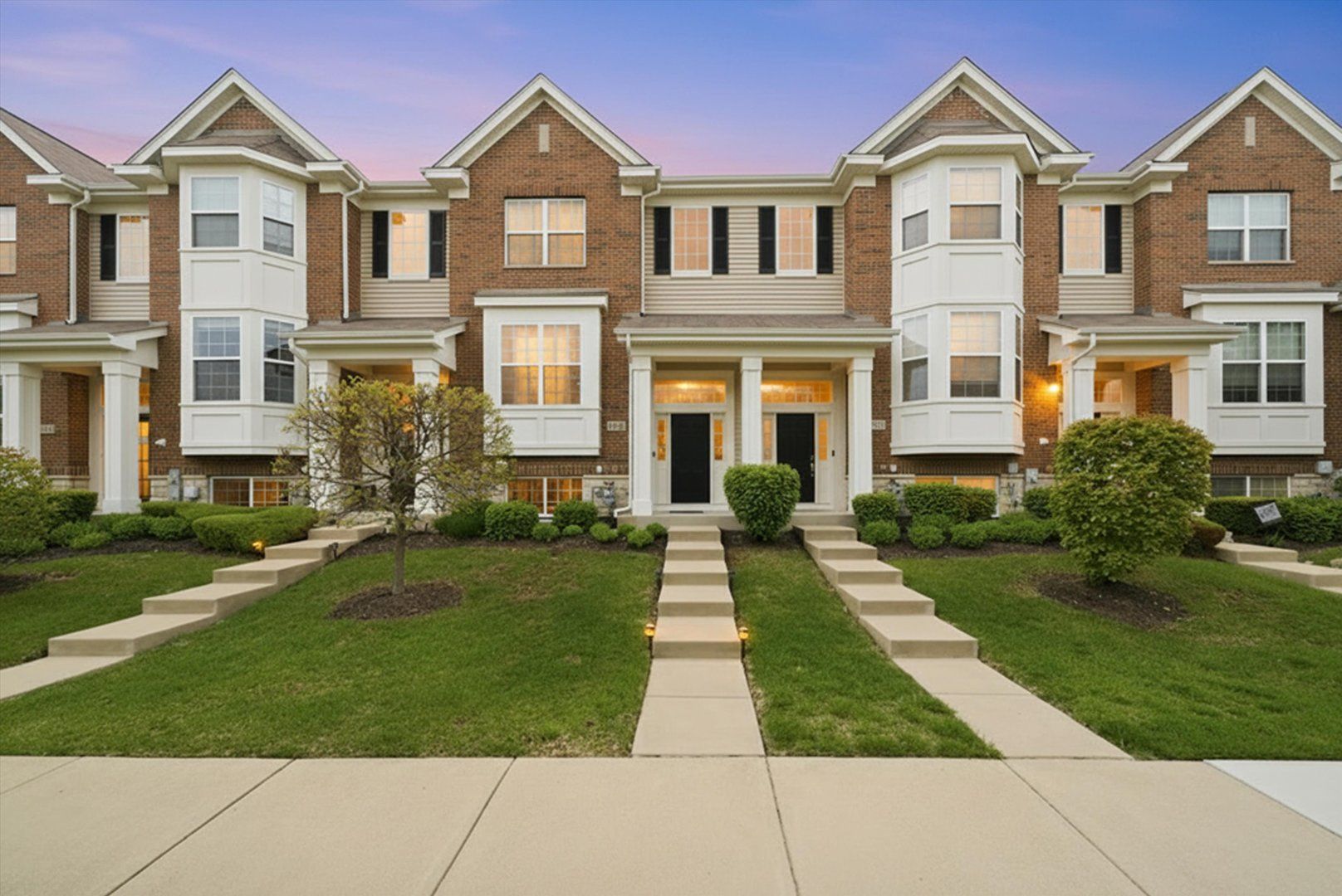15317 Sheffield Square Parkway — Orland Park, IL 60462