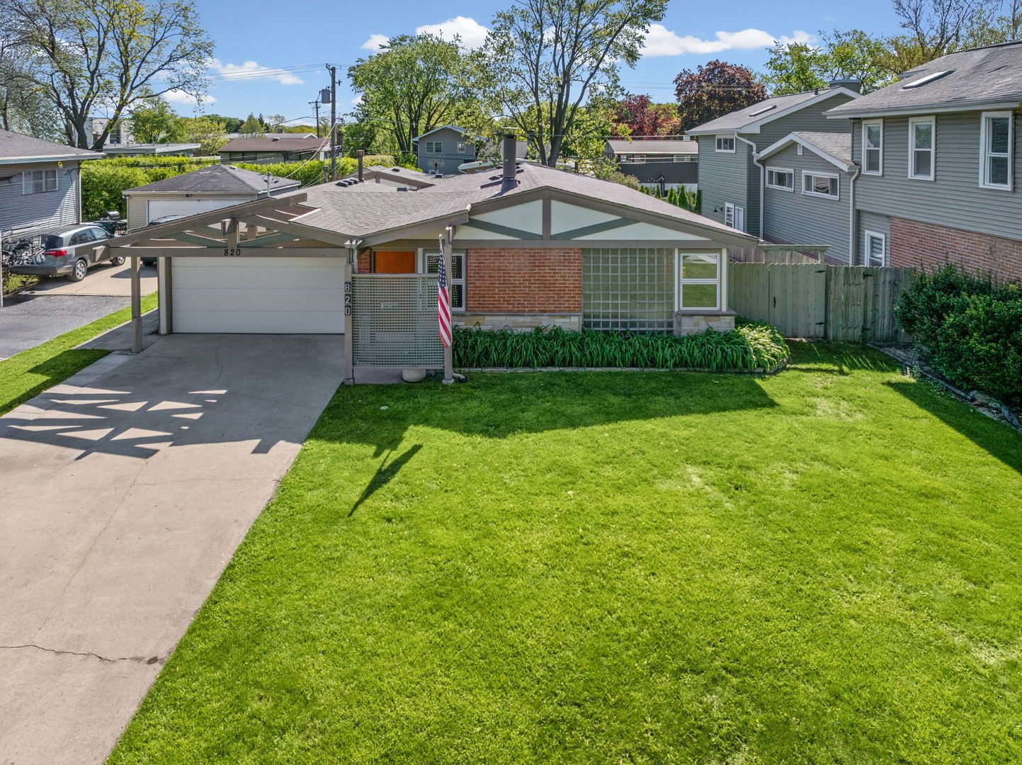 820 Lawler Avenue — Wilmette, IL 60091