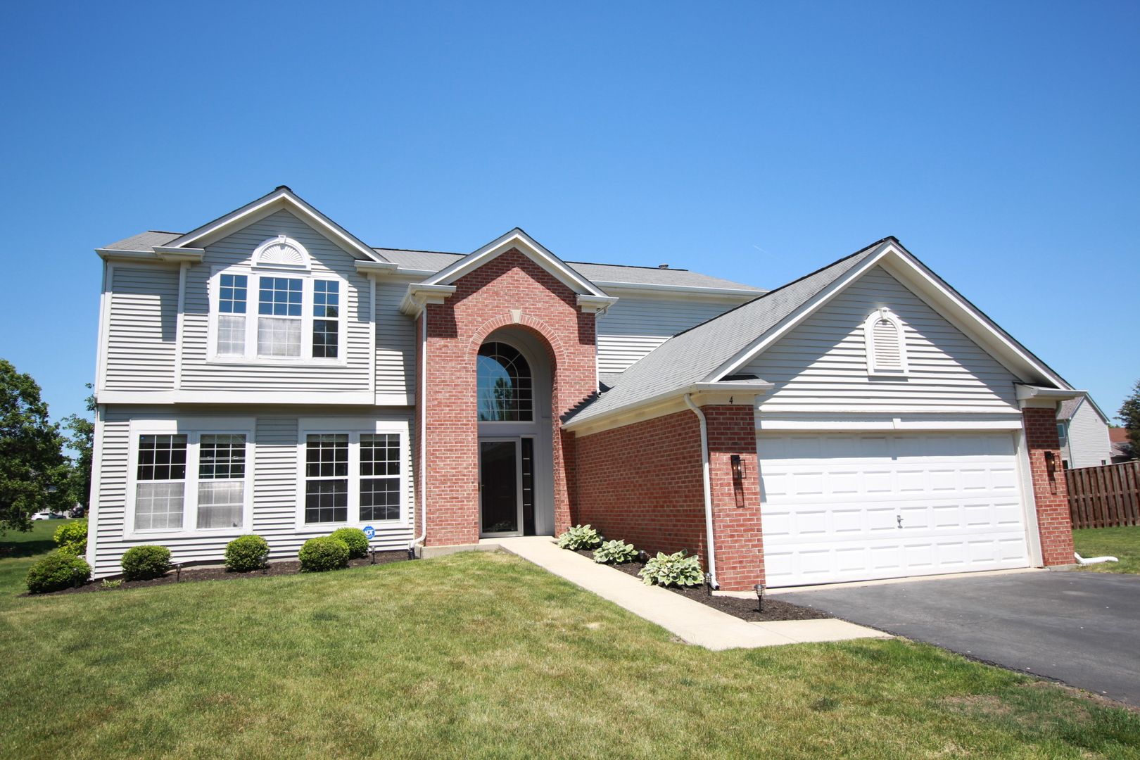 4 Catalpa Court — Bolingbrook, IL 60490