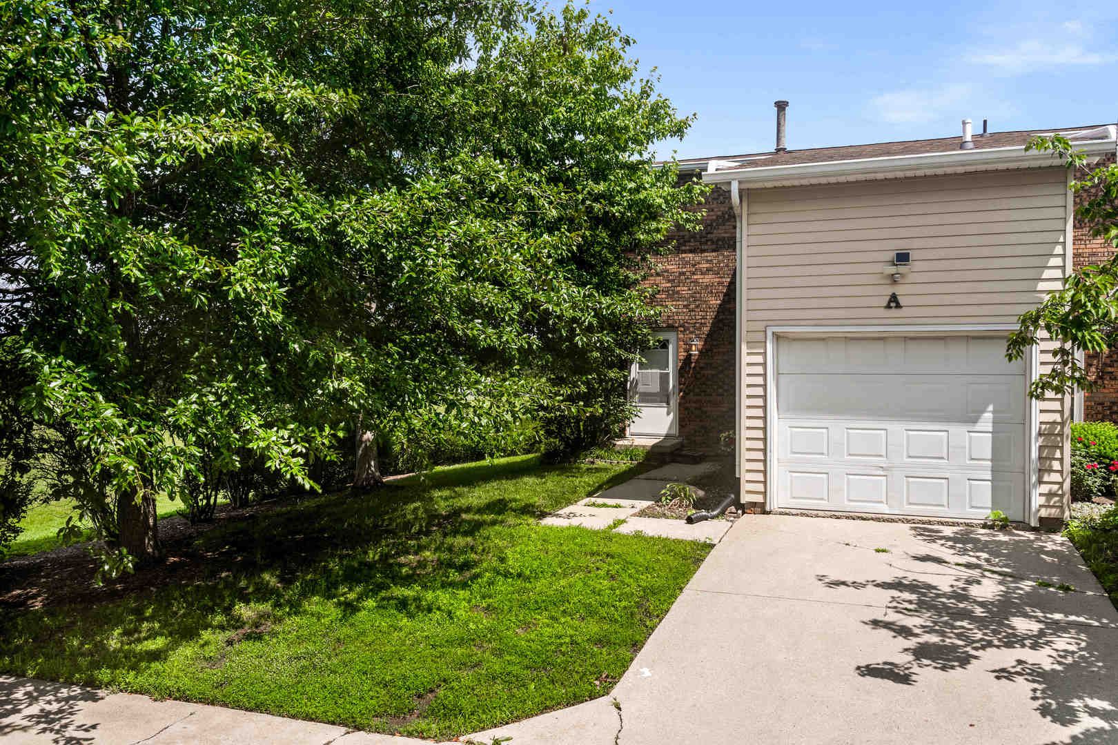 1536 Hunt Drive #A — Normal, IL 61761