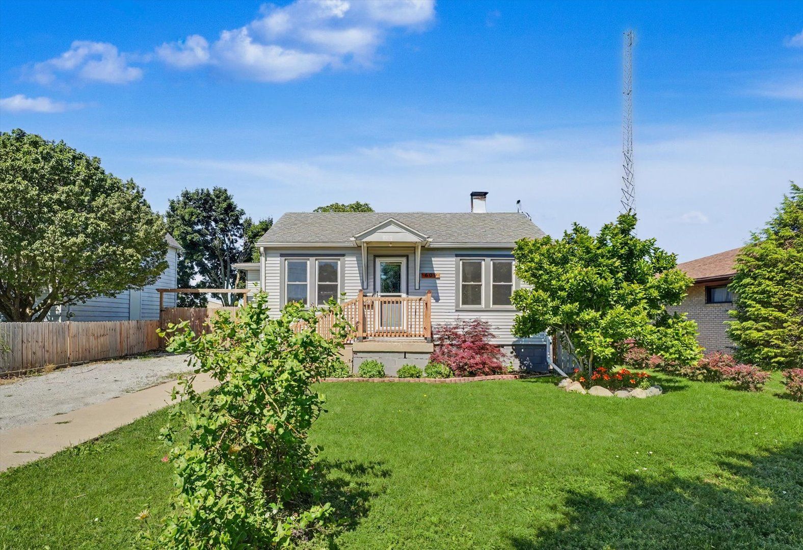 609 S Sangamon Avenue — Gibson City, IL 60936