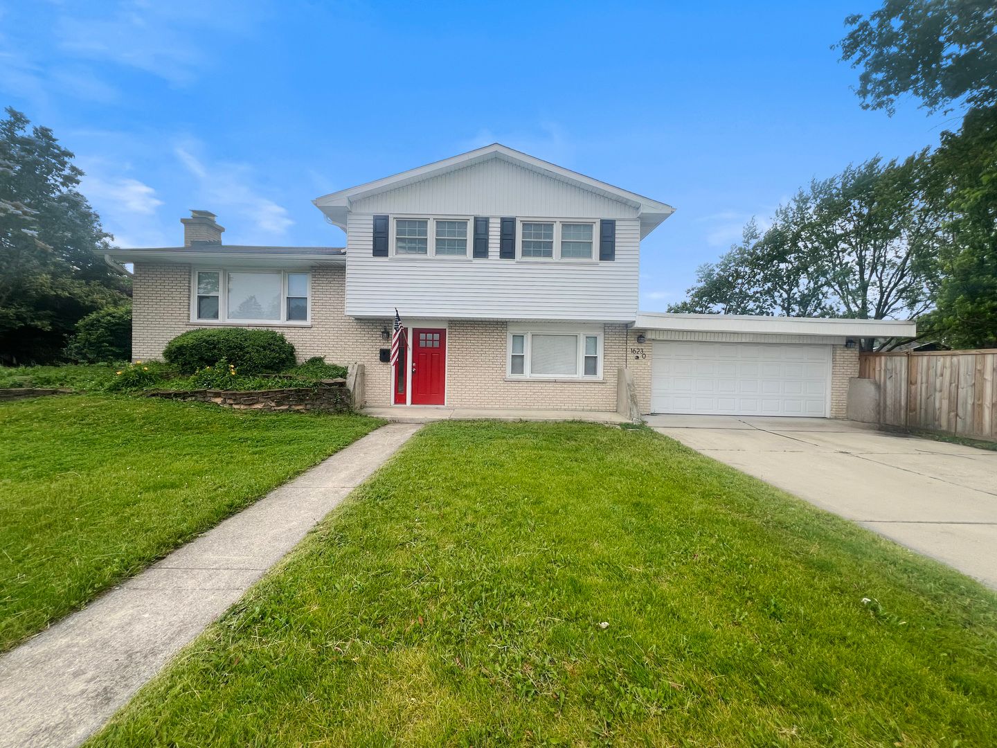 16230 76th Avenue — Tinley Park, IL 60477