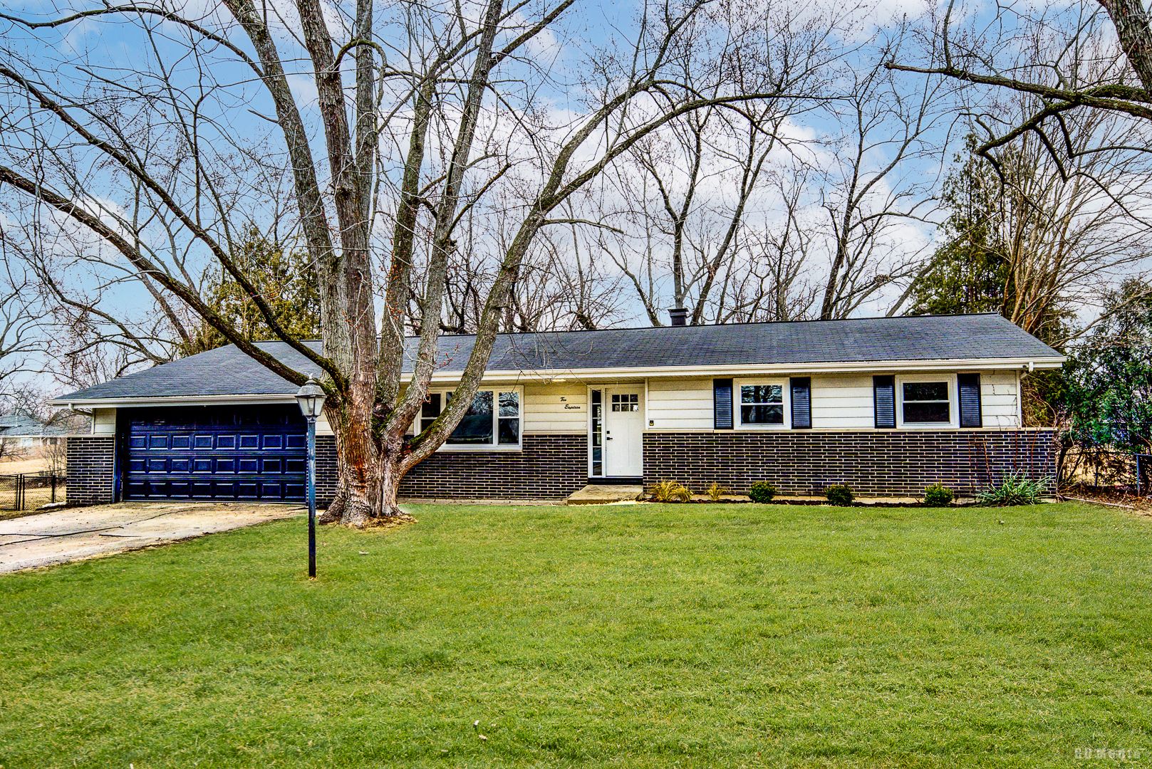 1018 Cassie Drive — Joliet, IL 60435