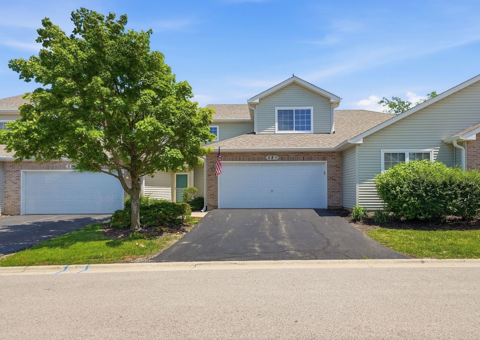 58 Rolling Oaks Road #B — Sugar Grove, IL 60554