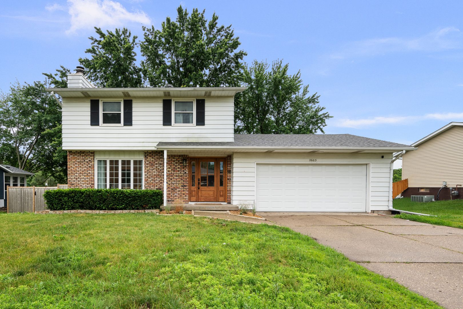 2603 E 35th Street Court — Davenport, IA 52807
