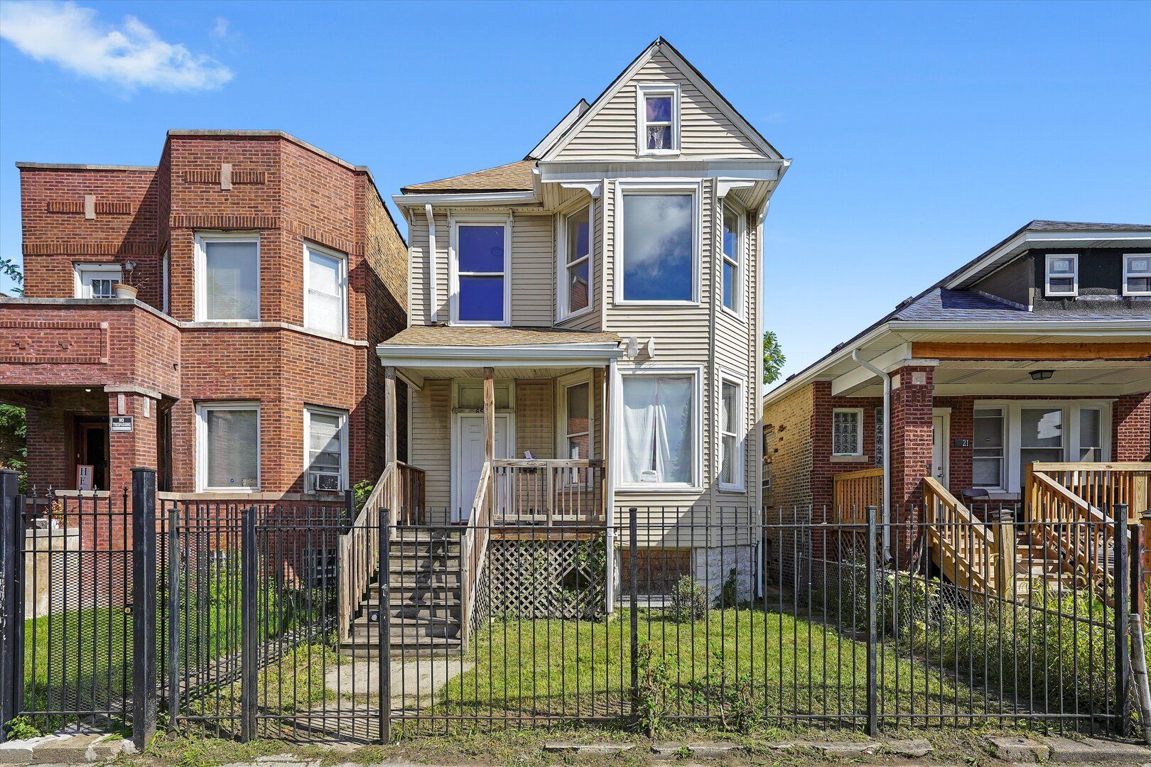 6619 S Maryland Avenue — Chicago, IL 60637