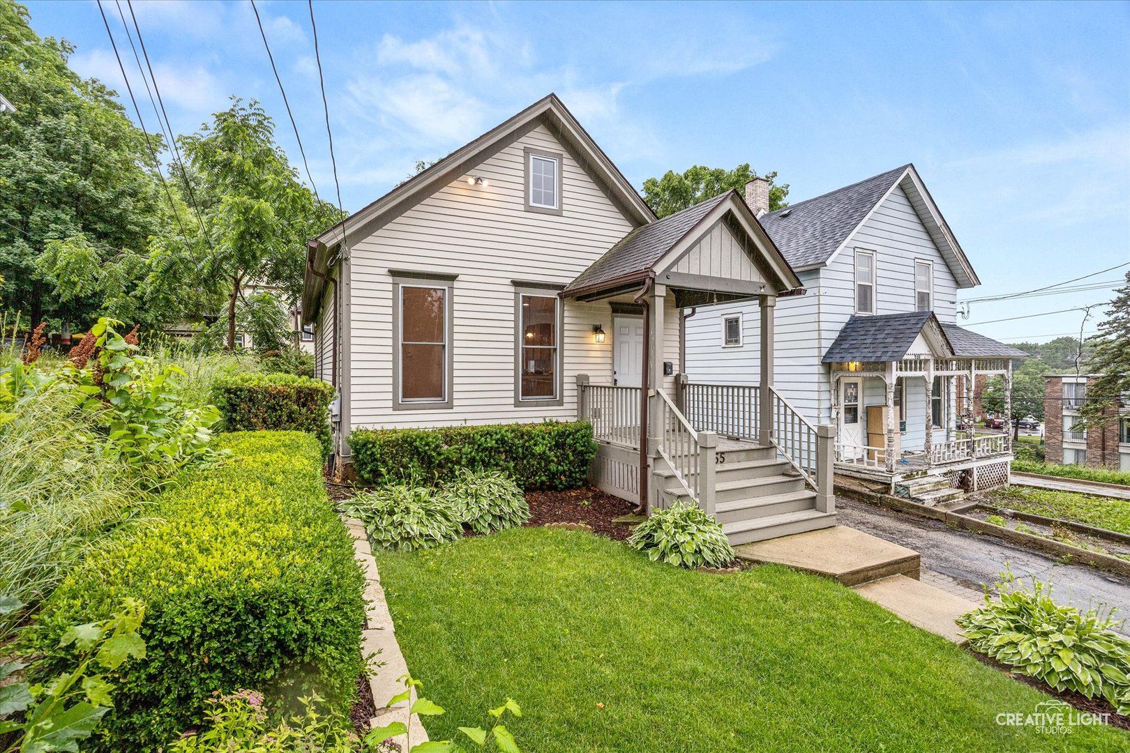 255 Bartlett Place — Elgin, IL 60120