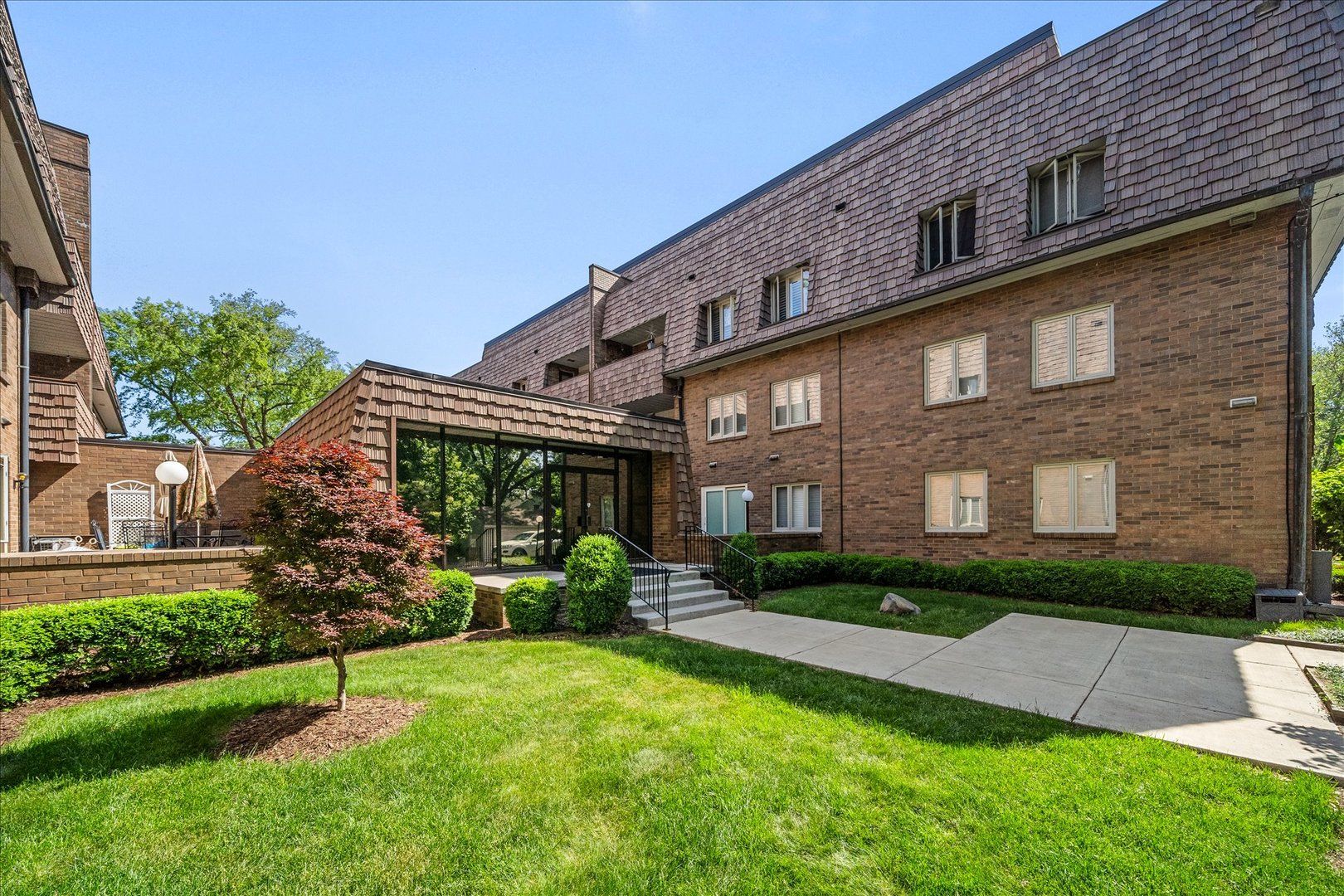 1730 W Galena Boulevard #304E — Aurora, IL 60506