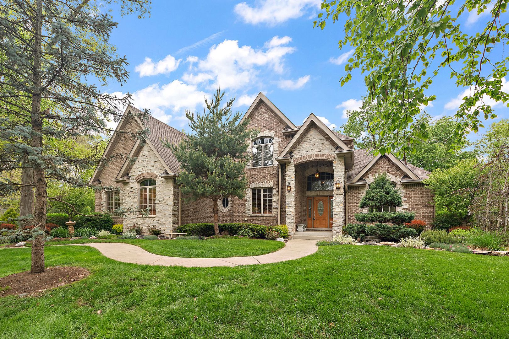 209 Linden Oaks Lane — New Lenox, IL 60451