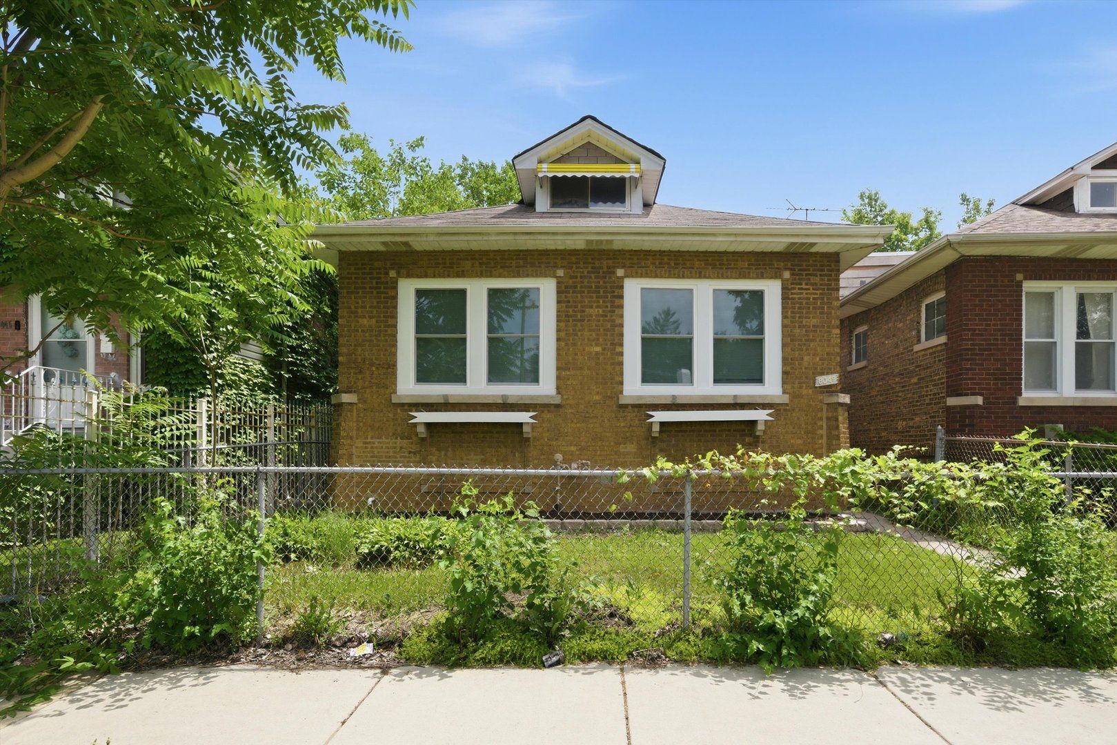 8049 S Kimbark Avenue — Chicago, IL 60619