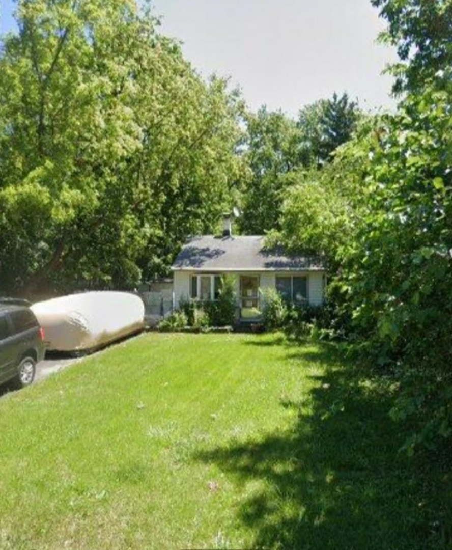 465 Bellaire Avenue — Des Plaines, IL 60016