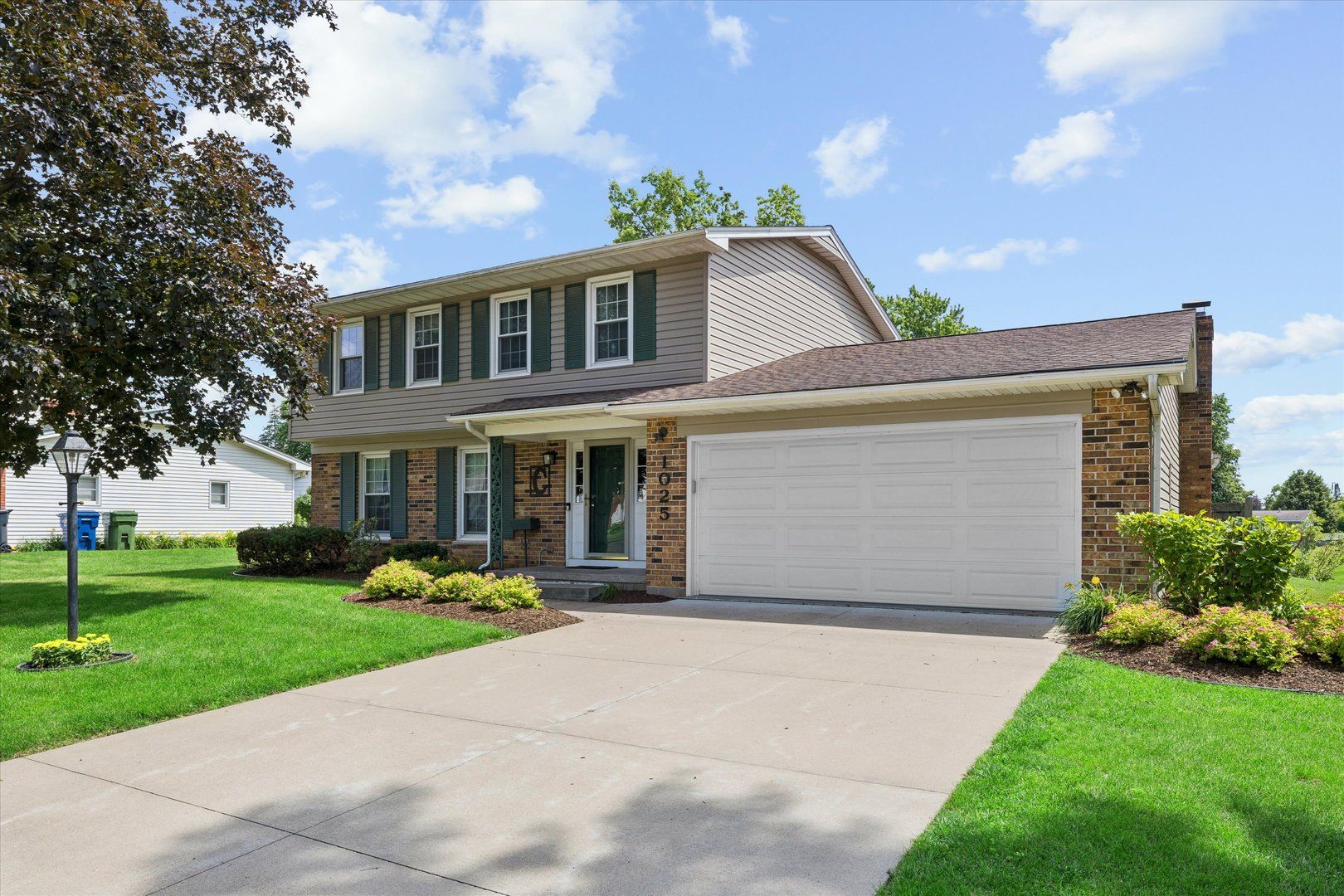 1025 8th Avenue N — Clinton, IA 52732