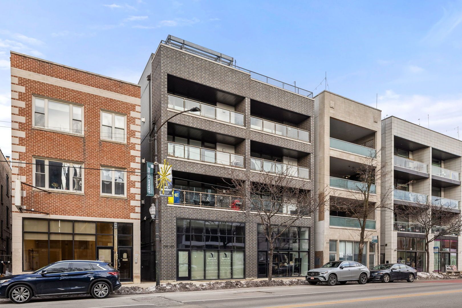 2210 W Chicago Avenue #3W — Chicago, IL 60622